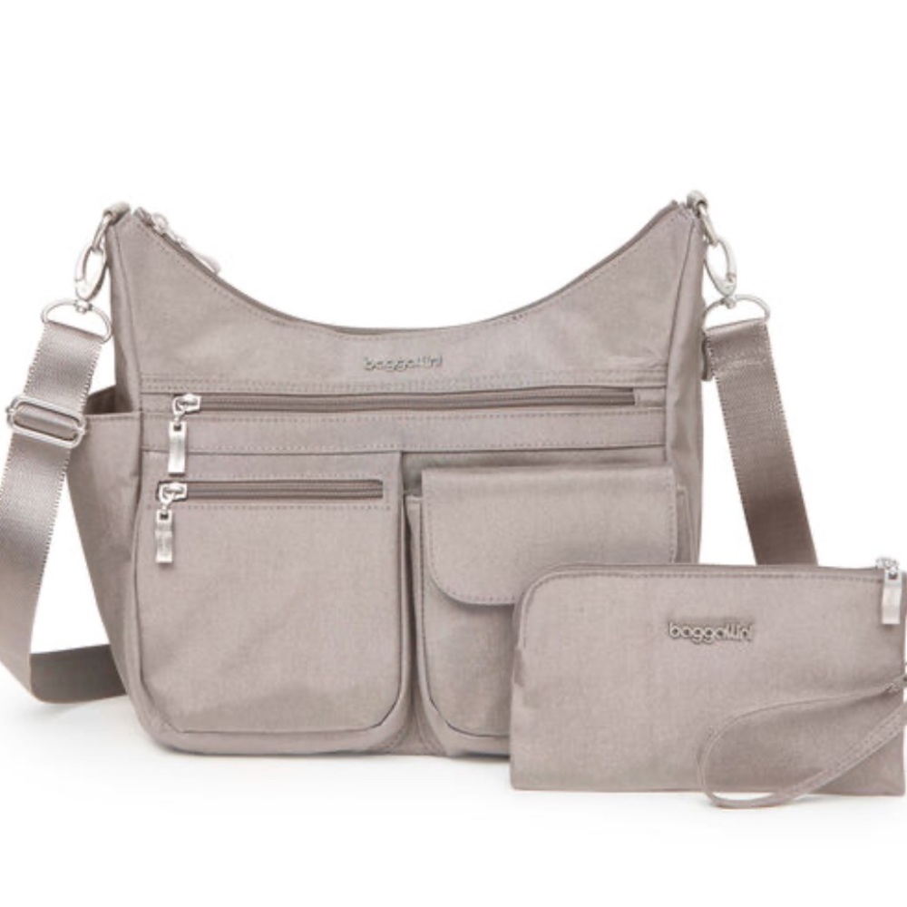 Brand new Baggalini Modern Everywhere Bag in Moonrock